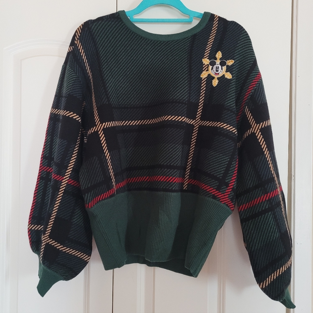 NWT Womens Super Soft Her Universe Dark Green Disney Sweater L
